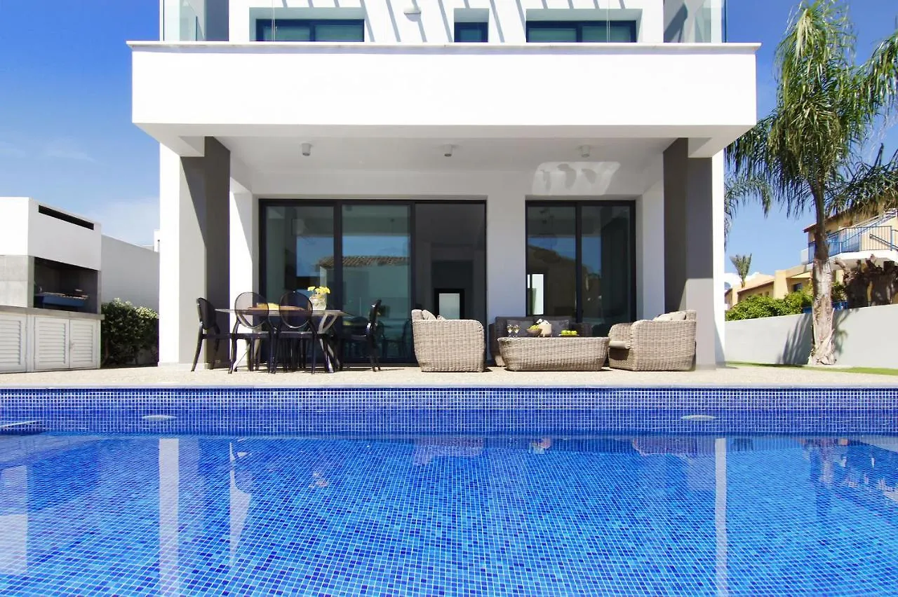 Villa Megan Protaras Cipro