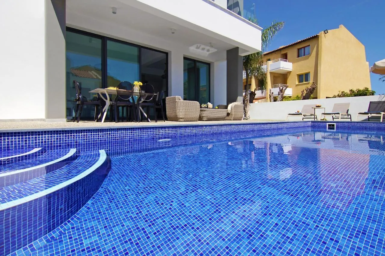 Villa Megan Protaras