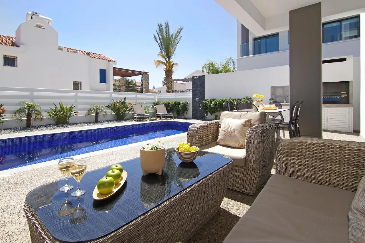 Villa Megan Protaras 0*,